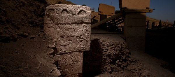 Gobekli Tepe Dinosaur Carving